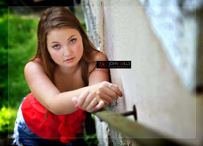 High School Portrait Photographers in Guelph