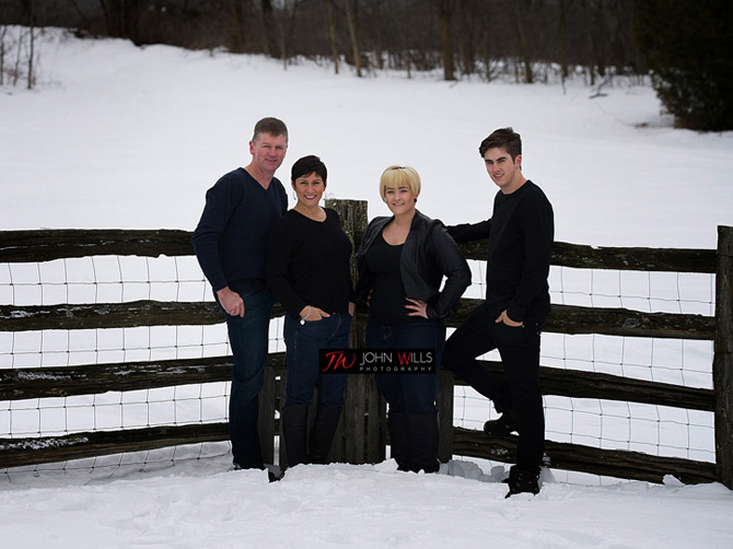 Guelph Winter Family Photographers